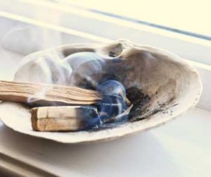 How To Smudge